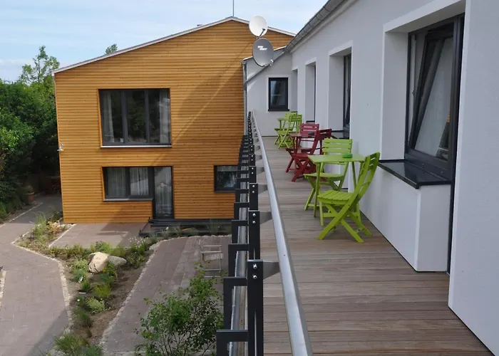 Hotel & Ferienunterkuenfte Hus Seeblick